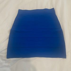BCBGMAXAZRIA BANDAGE SKIRT